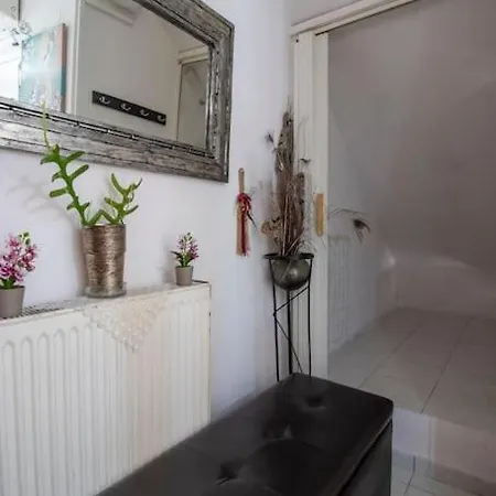 Charming Apartment Near City Centre Heraklion  Exterior photo