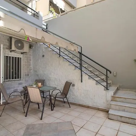 Charming Apartment Near City Centre Heraklion  Exterior photo