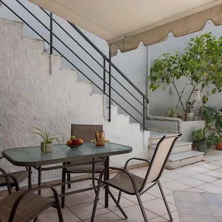 Charming Apartment Near City Centre Heraklion  Exterior photo
